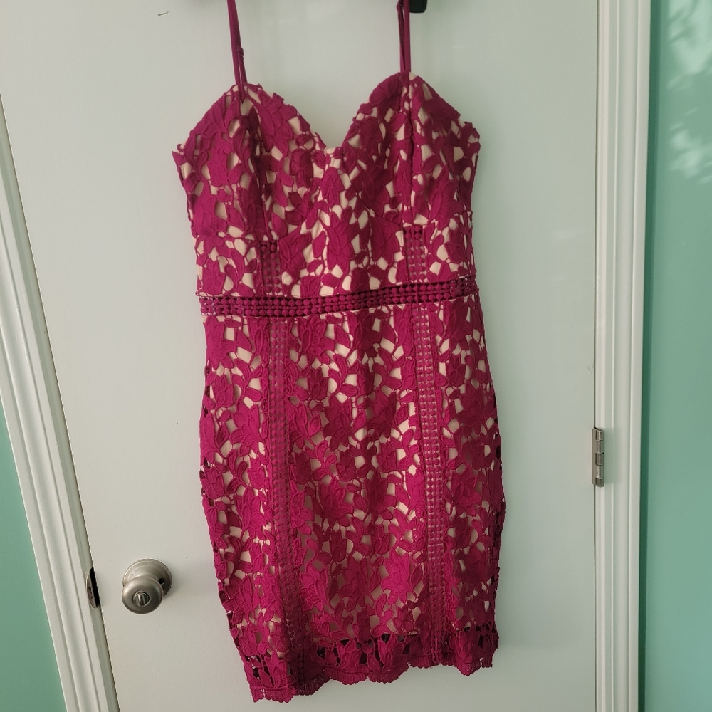 Dress - Picture 2 of 4
